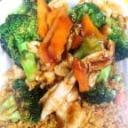 Best Chicken with Broccoli in Cookeville, TN